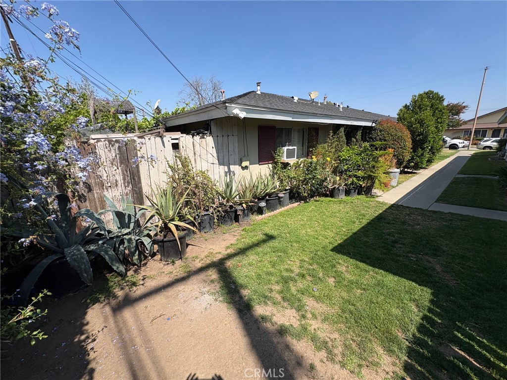 1908 E Rose Avenue