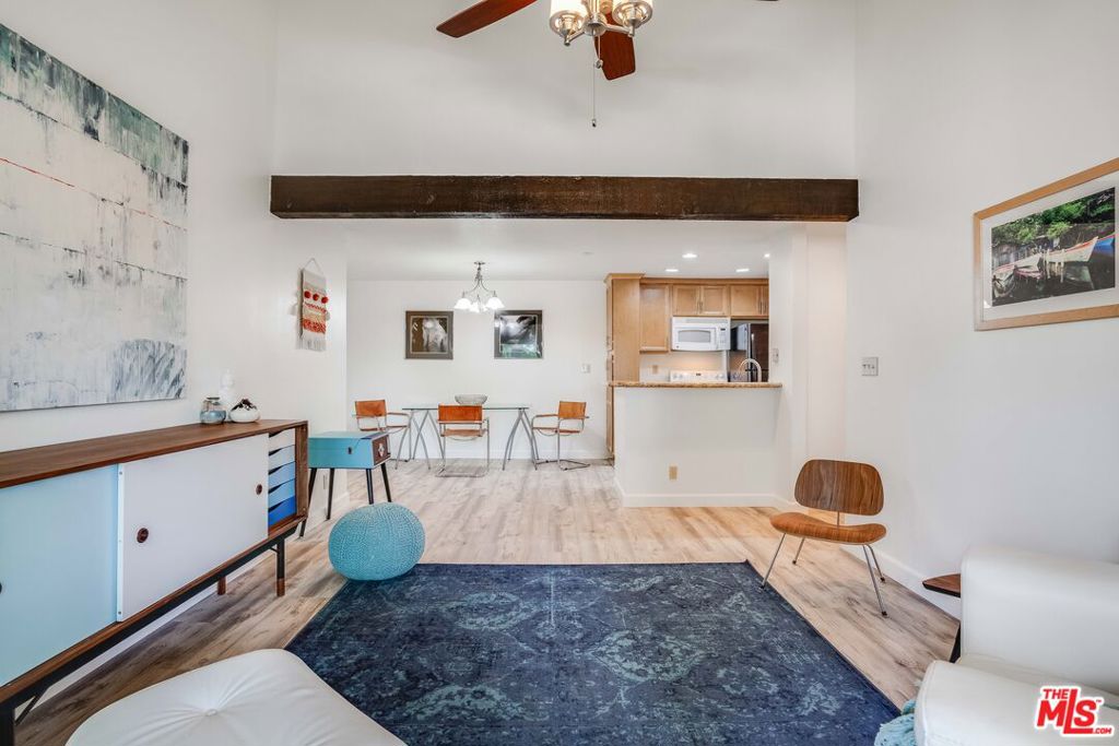 5800 Kanan Road 280
