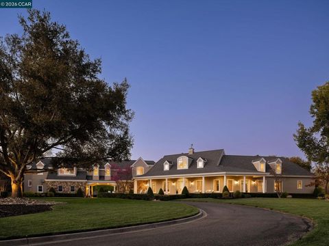 Photo of 5401 Penny Ln Ln, Danville, CA 94506 (MLS # 41126983)