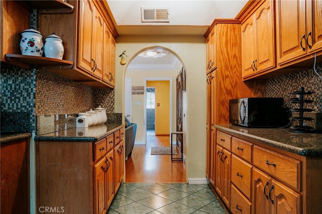 108 Coral View