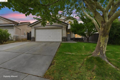 Photo of 1316 Summer Grove Cir CIR, Fairfield, CA 94534 (MLS # 41148360)