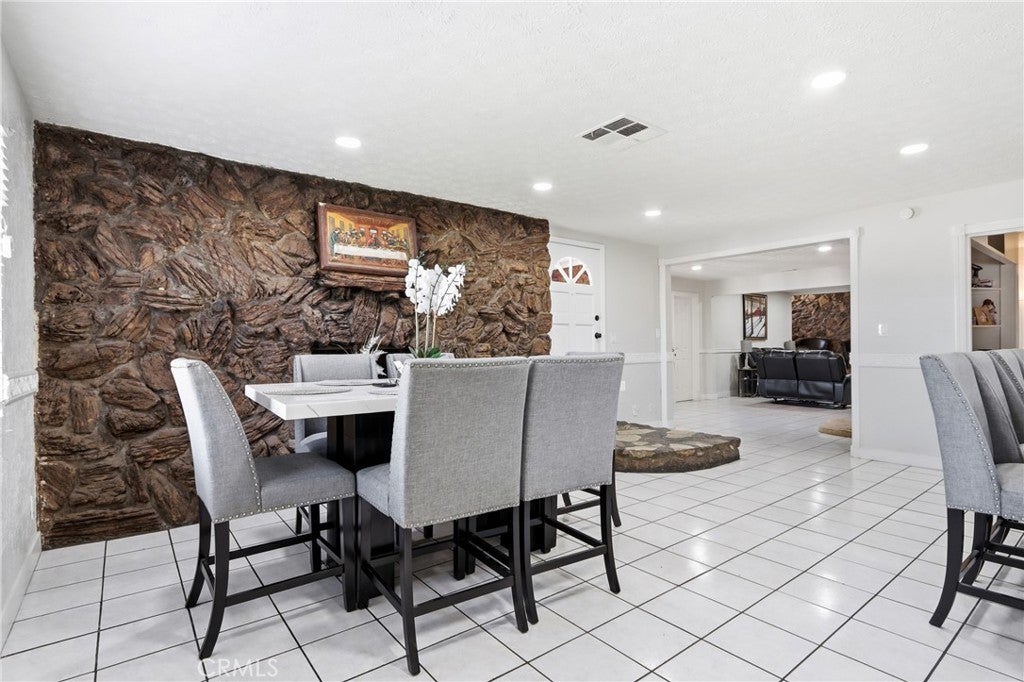 9257 Palmetto