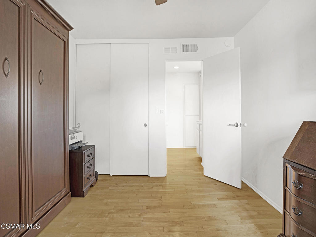 Westlake Bay-728 - 728 - Residential