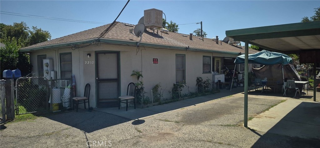 Photo 1 of 4 — 2263 E Thomas, Fresno, CA 93701
