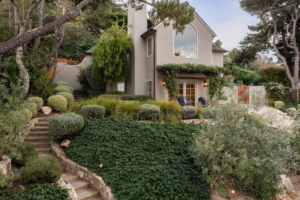Photo of 24429 Portola Avenue, Carmel, CA 93923 (MLS # ML82024692)