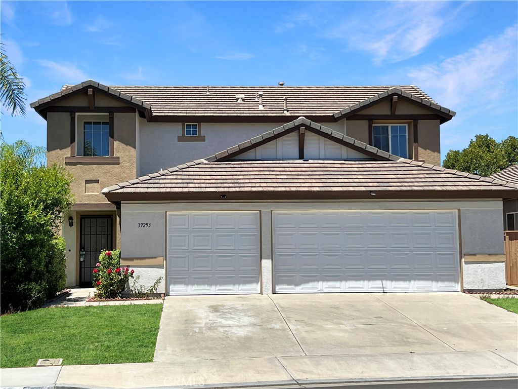 Nestled in a tranquil cul-de-sac at 39293 Cayman Ct., this stunning home offers the perfect blend of comfort and modern elegance. Boasting 3 bedrooms and 2.5 bathrooms within a generous 1,780 sq ft of living space, this property has been meticulously updated with fresh interior and exterior paint. The heart of the home is a beautifully remodeled kitchen, featuring gleaming quartz countertops, a convenient walk-in pantry, and a full suite of brand-new Samsung stainless steel appliances – a chef's dream come true! Enjoy the luxury of new carpeting and flooring throughout. Retreat to the spacious primary bedroom complete with an en-suite bathroom and a walk-in closet. Step outside onto the expansive concrete patio and into the large yard, perfect for entertaining or simply relaxing. Don't miss the opportunity to make this exceptional house your forever home!