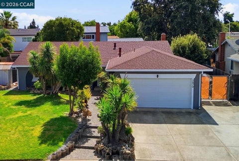 Photo of 2870 Seville Cir CIR, Antioch, CA 94509 (MLS # 41145342)