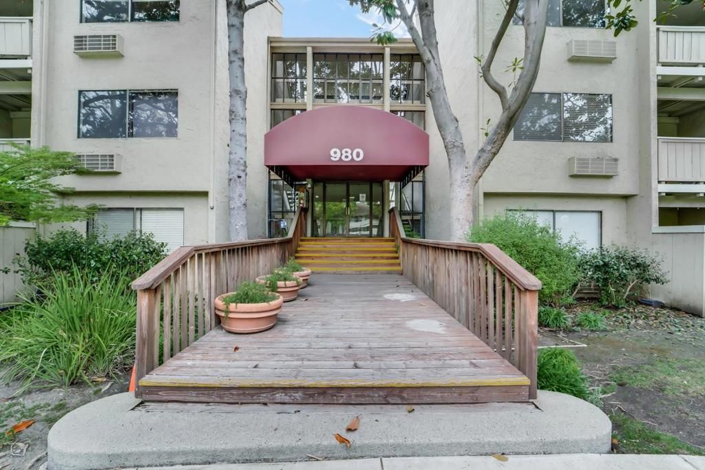listing image 130722859028631839692