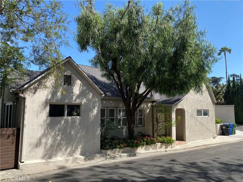 Photo of 1662 Rotary Dr, Los Angeles, CA 90026 (MLS # SB26088275)