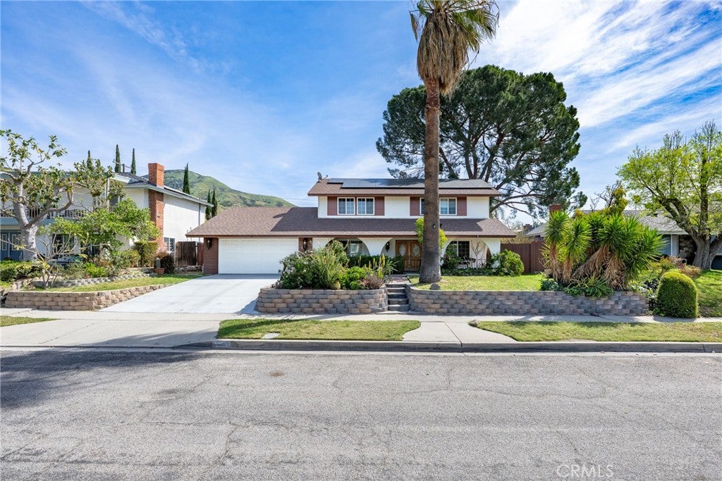 5655 Stanton