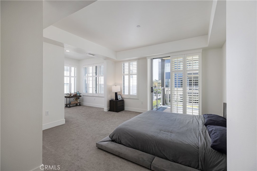 150 The Promenade N 202