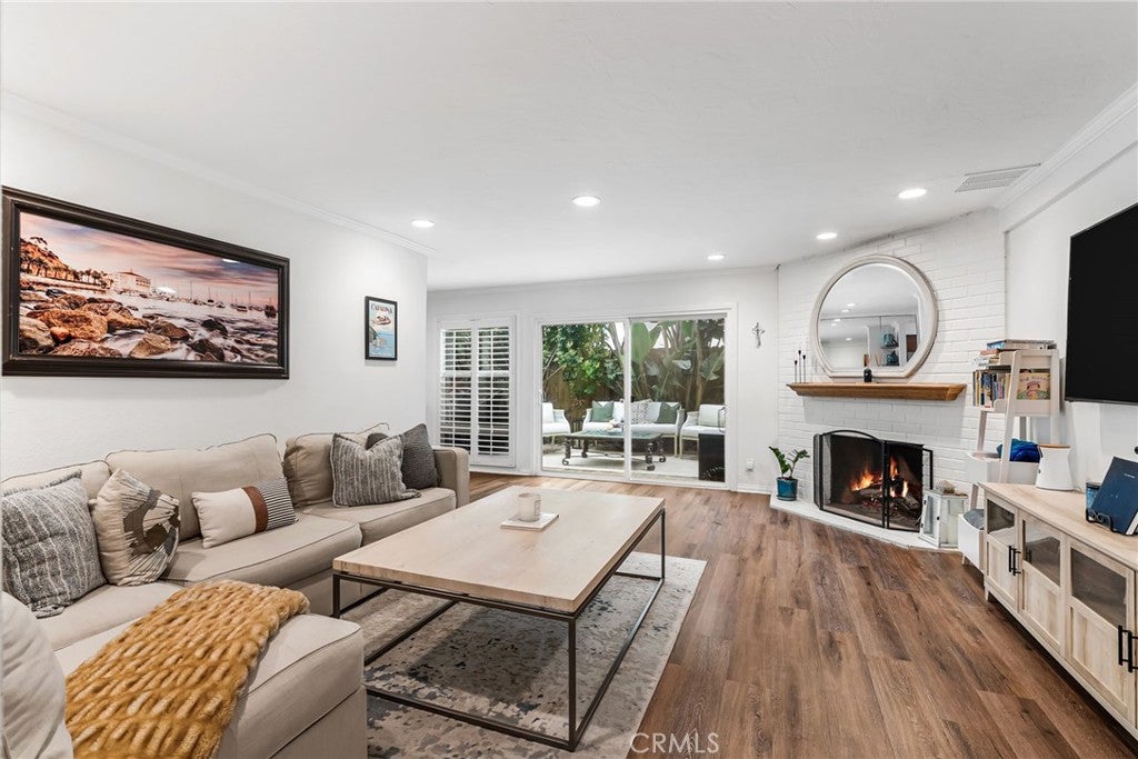 1741 Tustin Ave AVE