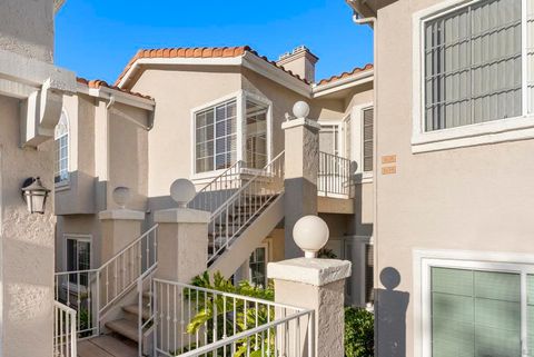 Photo of 1636 Via Caminar, San Marcos, CA 92078 (MLS # 250044822SD)