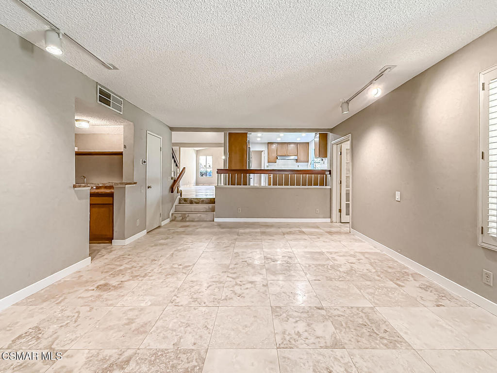Buttercreek/MTN. Meadows-327 - 327 - Residential