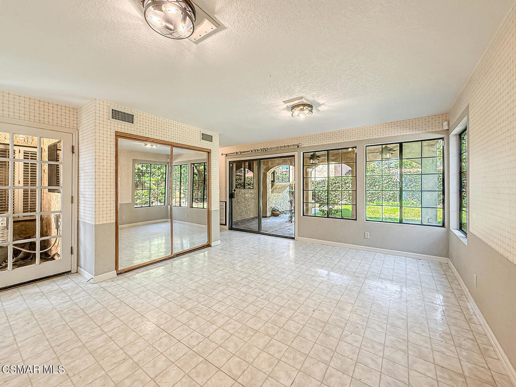 Buttercreek/MTN. Meadows-327 - 327 - Residential