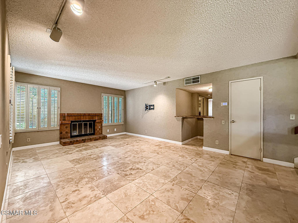 Buttercreek/MTN. Meadows-327 - 327 - Residential