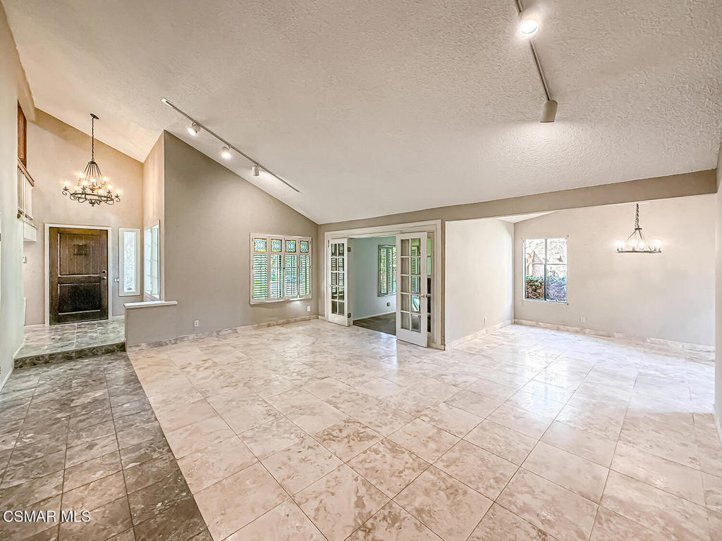 Buttercreek/MTN. Meadows-327 - 327 - Residential