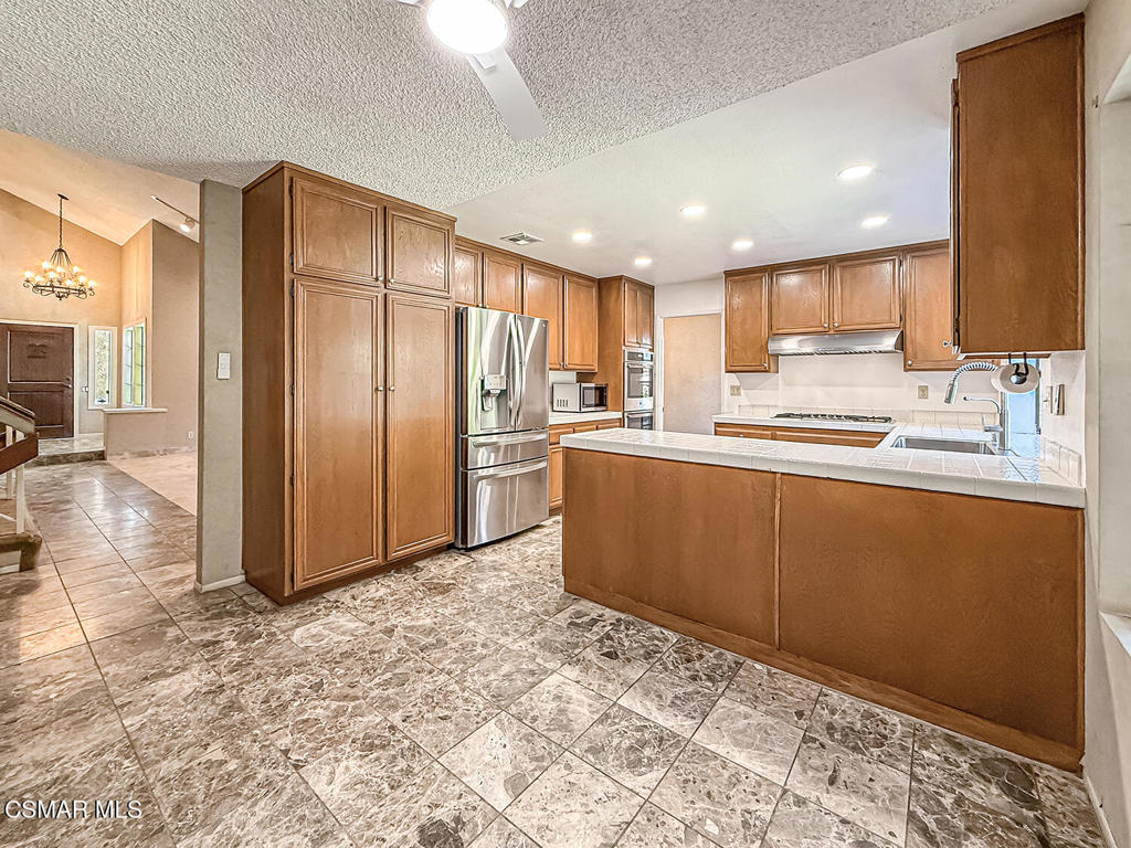 Buttercreek/MTN. Meadows-327 - 327 - Residential
