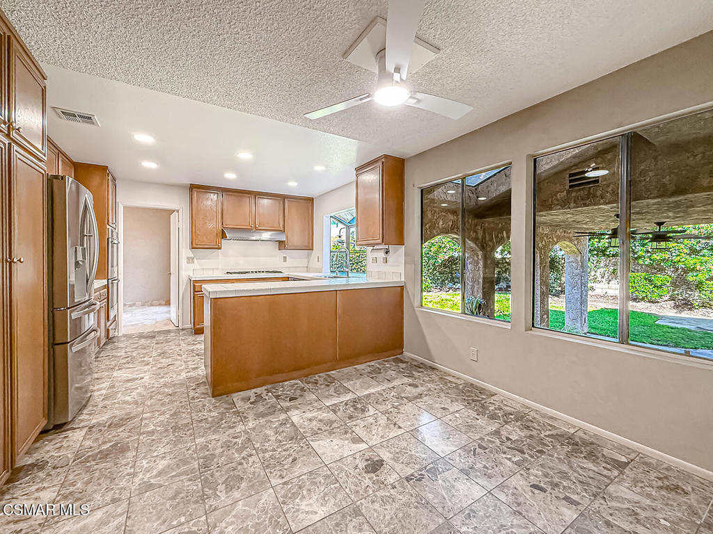 Buttercreek/MTN. Meadows-327 - 327 - Residential