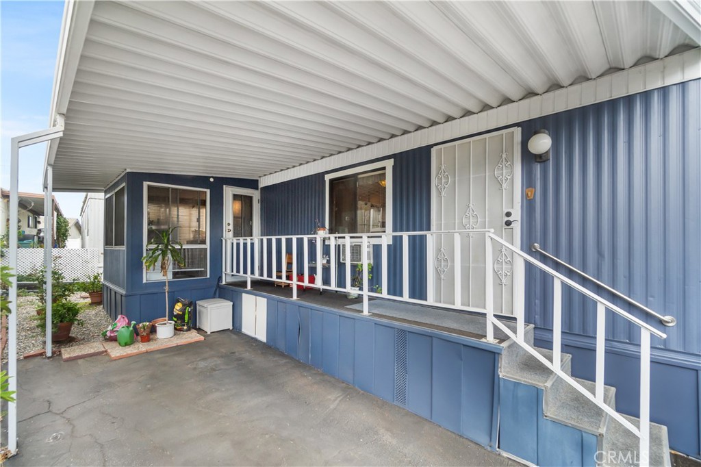 2350 250th Street 46