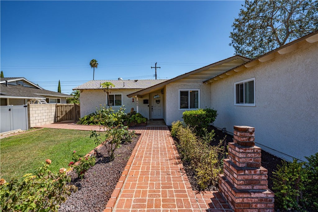 660 Buena Vista Avenue