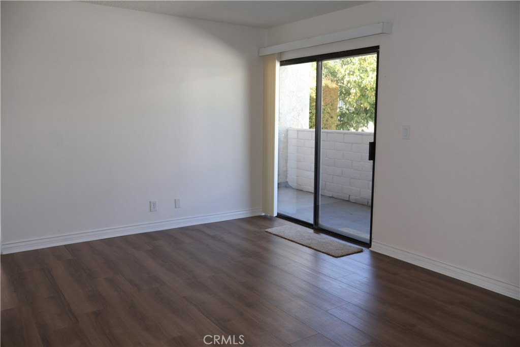 8847 Willis Avenue 9