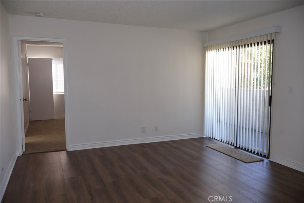 8847 Willis Avenue 9