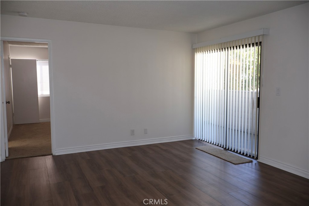 8847 Willis Avenue 9