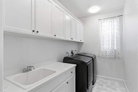 Tiny photo for 1600 Mulligan Street, Oxnard, CA 93036 (MLS # V1-38939)