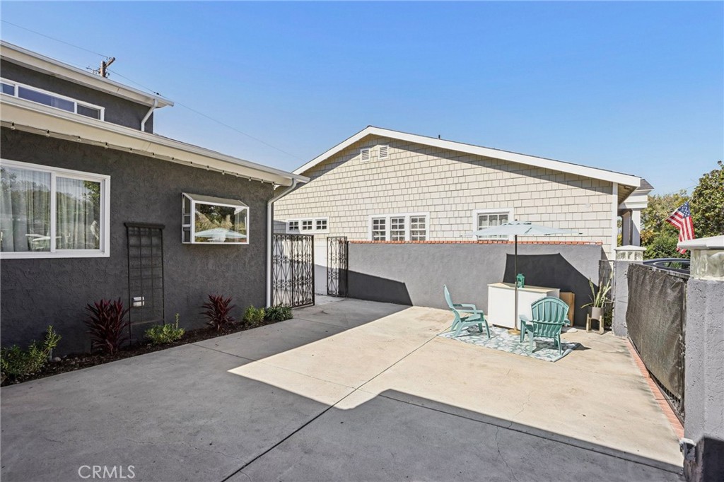 3675 Palo Verde Avenue