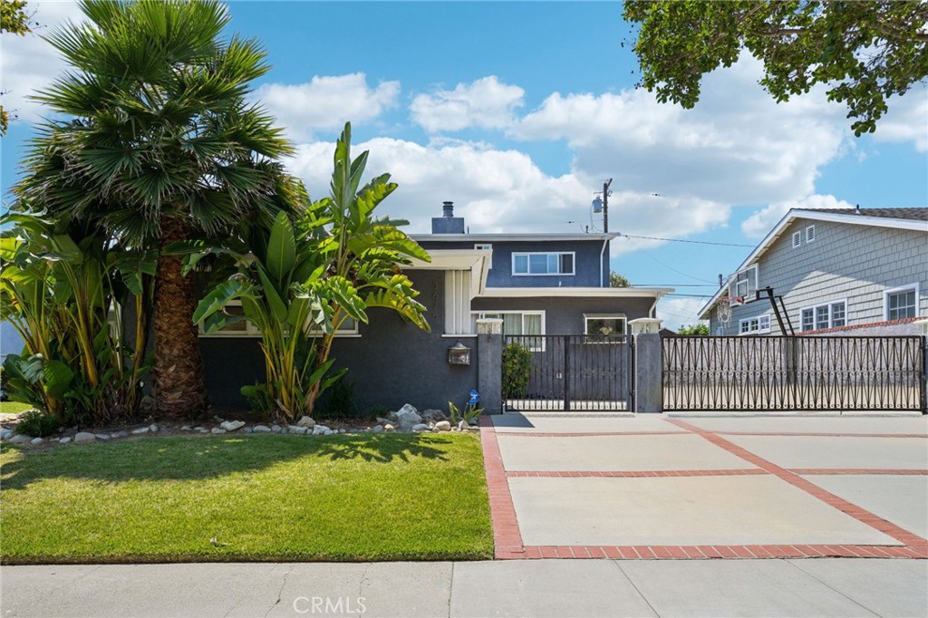 3675 Palo Verde Avenue