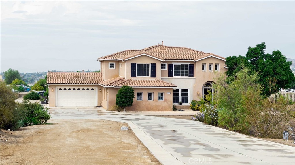 18563 Sunset Knoll