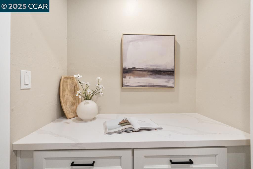 PINOLE VALLEY - Residential