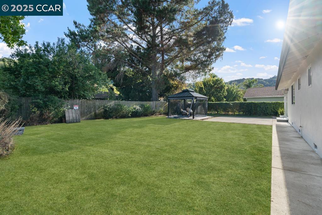 PINOLE VALLEY - Residential