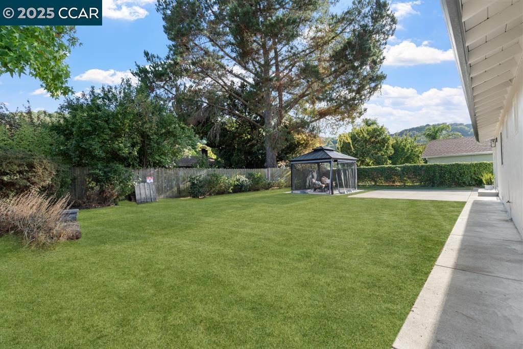 PINOLE VALLEY - Residential
