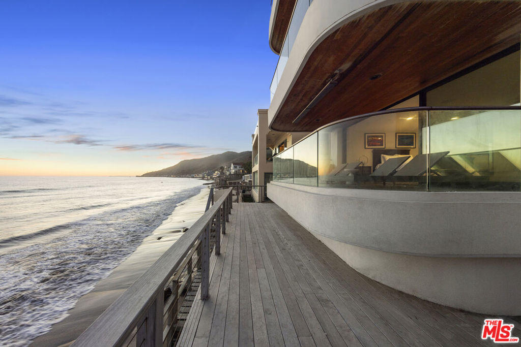 18860 Pacific Coast Highway