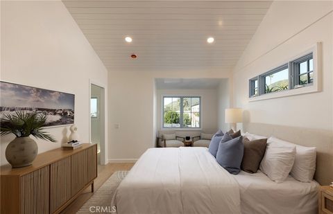 Tiny photo for 31927 Hayes Place, Laguna Beach, CA 92651 (MLS # NP25281858)