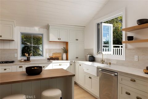 Tiny photo for 31927 Hayes Place, Laguna Beach, CA 92651 (MLS # NP25281858)