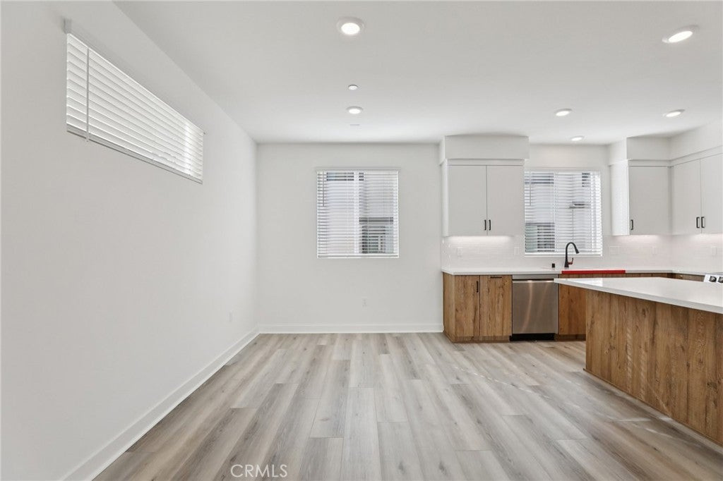 1693 Coral Sea Lane