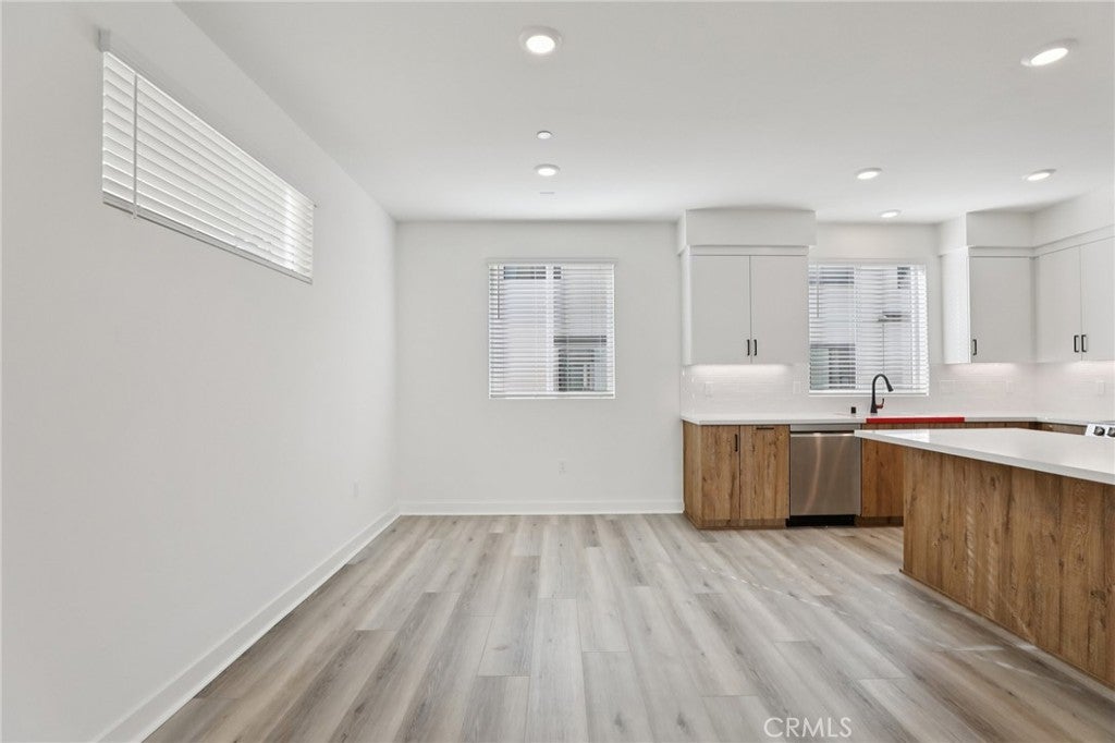 1693 Coral Sea Lane