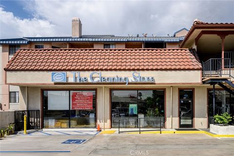 Photo of 1225 N Pacific Avenue #B, Glendale, CA 91202 (MLS # GD25206546) Photo of 1225 N Pacific Avenue #B, Glendale, CA 91202 (MLS # GD25206546)