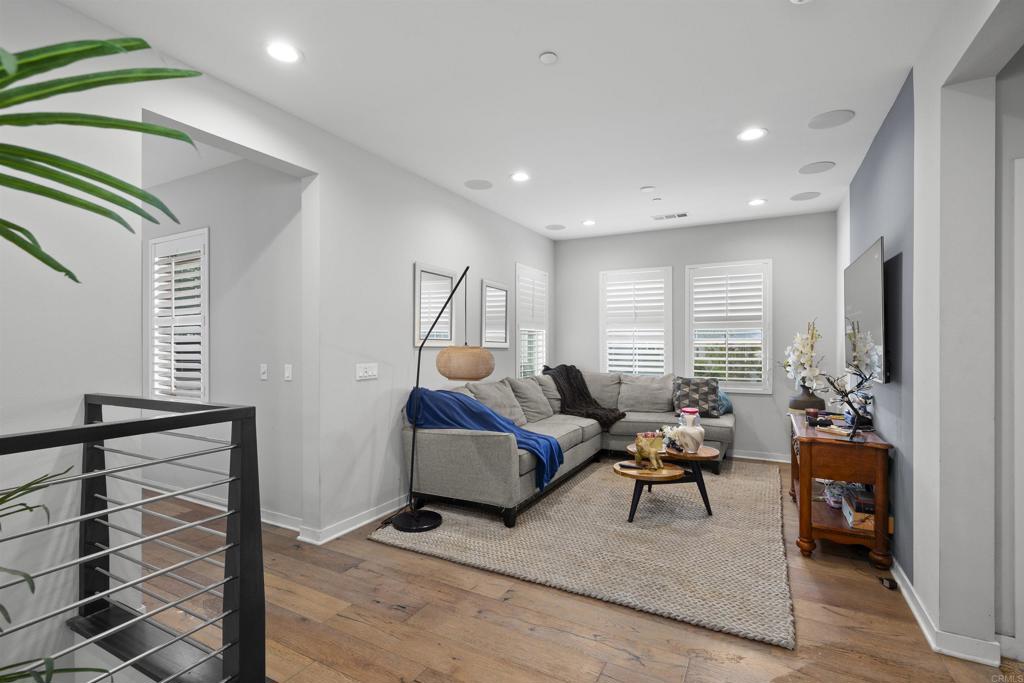 951 Camino Aldea