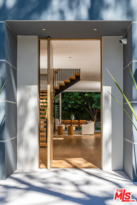 9011 Alto Cedro Drive