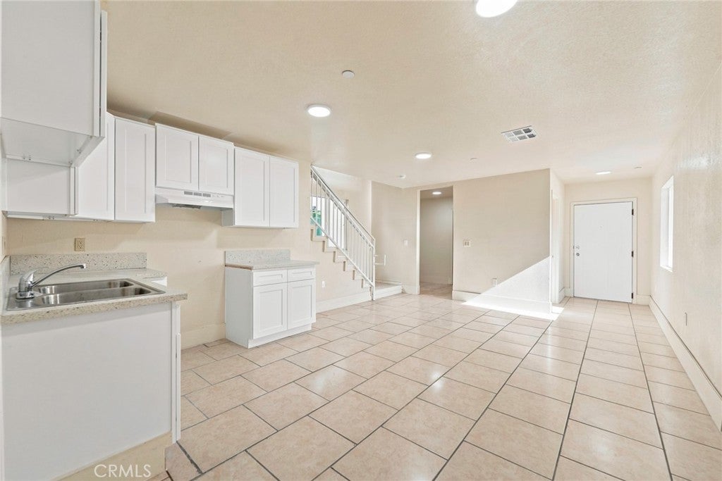 2019 E 105 Street