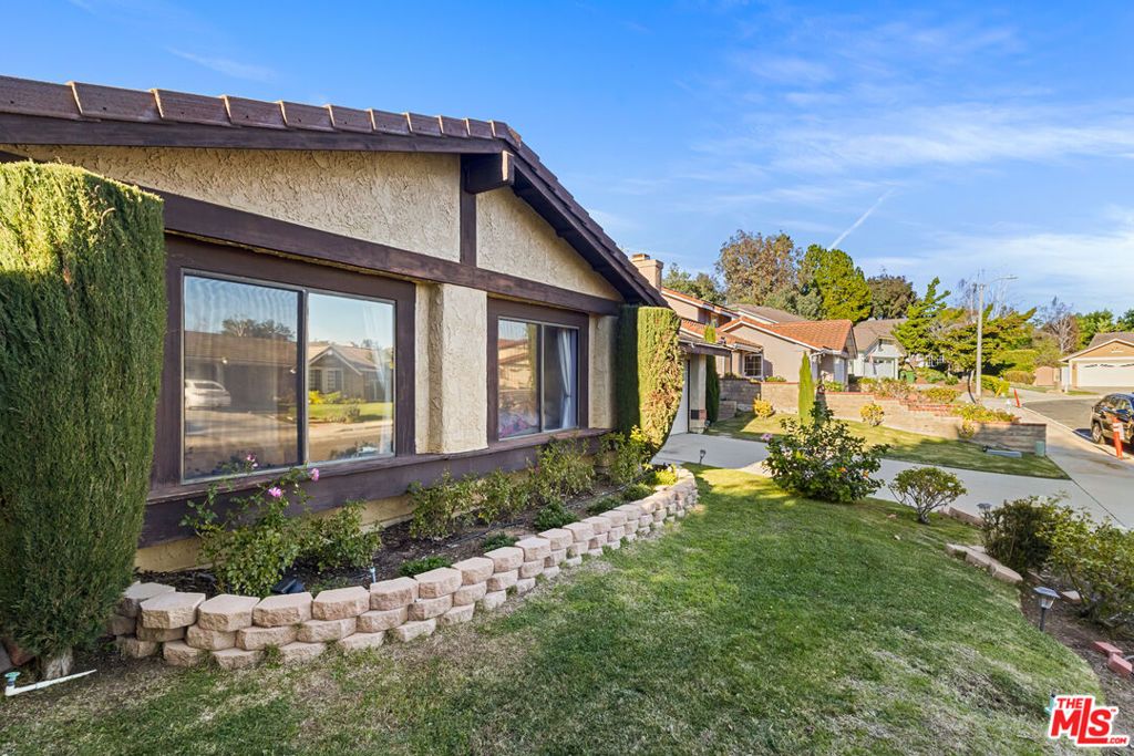 Photo of 13831 Meeham Way, Moorpark, CA 93021 (MLS # 26639211)