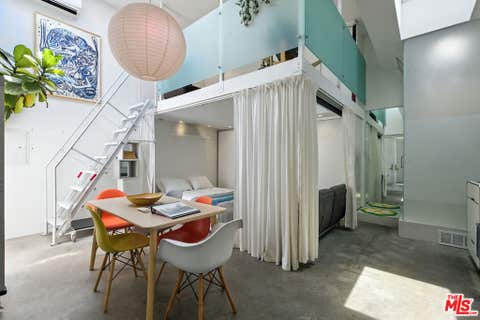 Photo of 2722 6th Street #Unit B, Santa Monica, CA 90405 (MLS # 26856621)