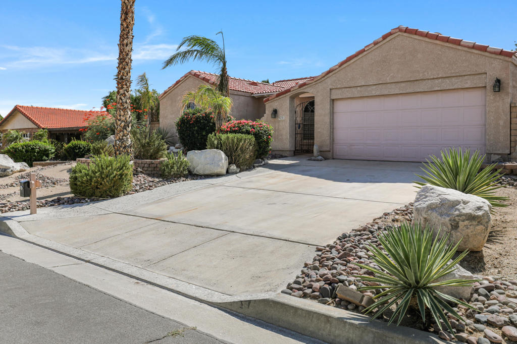 Mission Lakes - Residential
