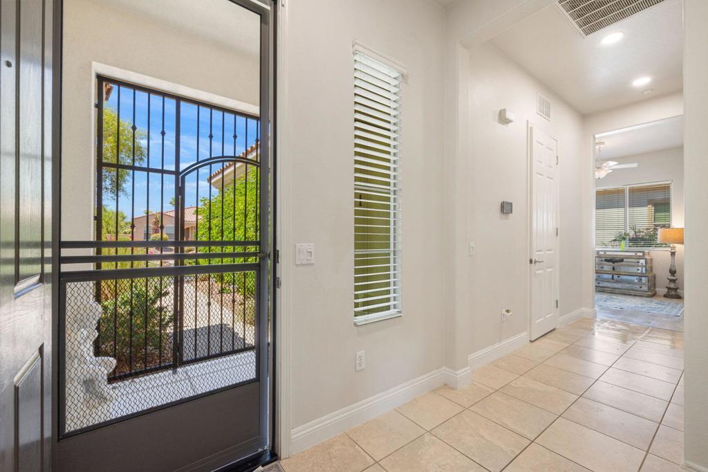 81760 Camino Fuerte