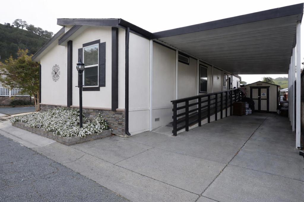 16711 Marsh Creek Road