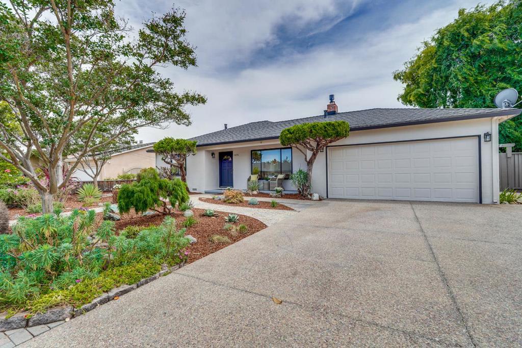 10656 Larry Way